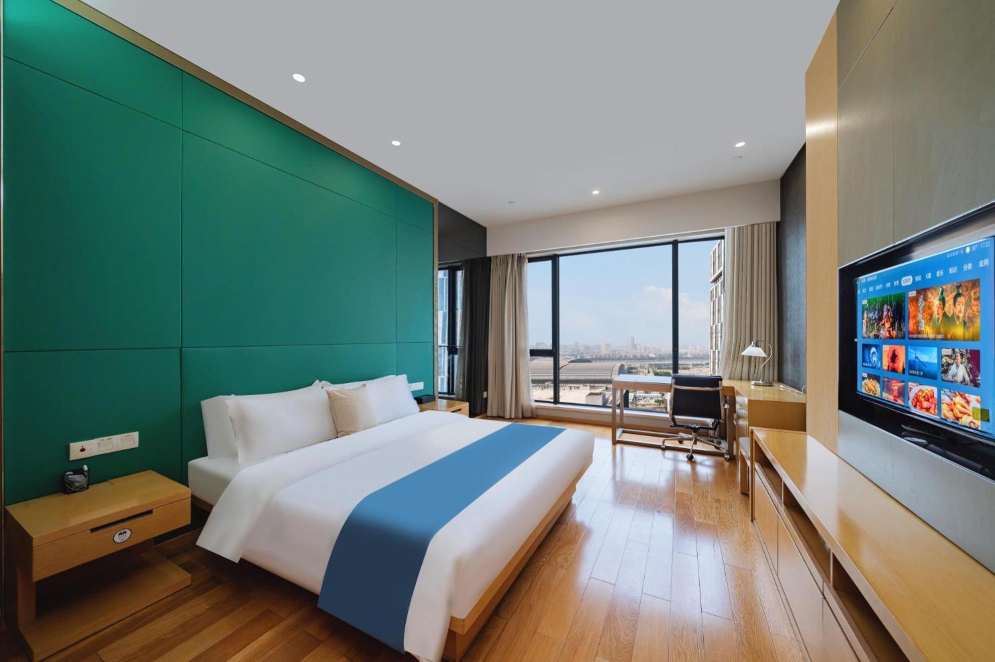 Estay Residence-Poly World Trade Center Гуанчжоу Экстерьер фото