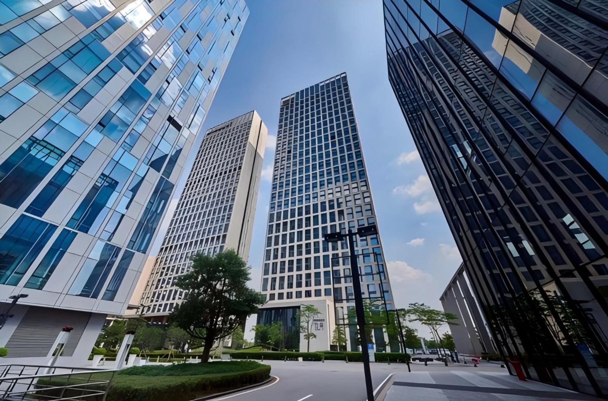 Estay Residence-Poly World Trade Center Гуанчжоу Экстерьер фото