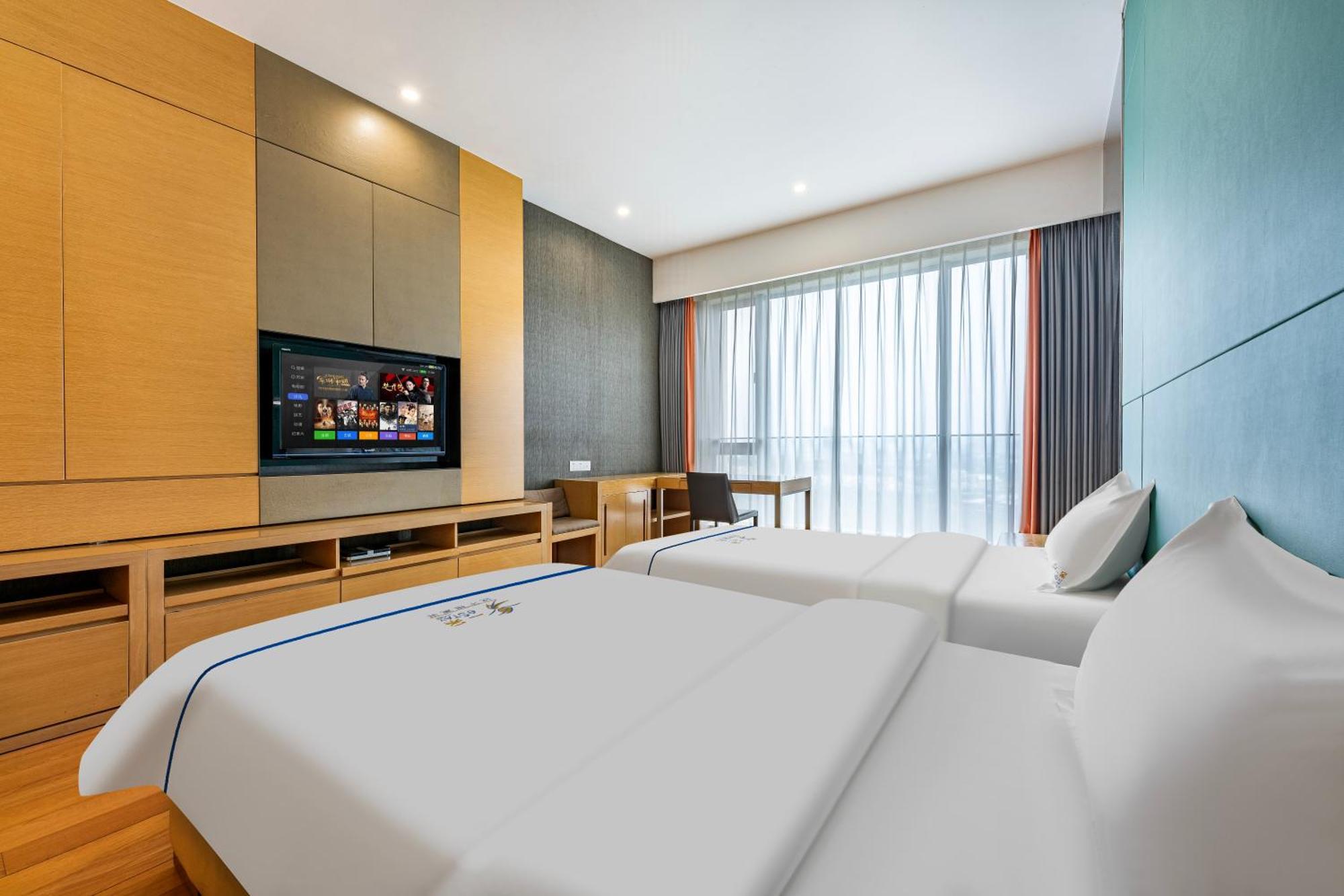 Estay Residence-Poly World Trade Center Гуанчжоу Экстерьер фото