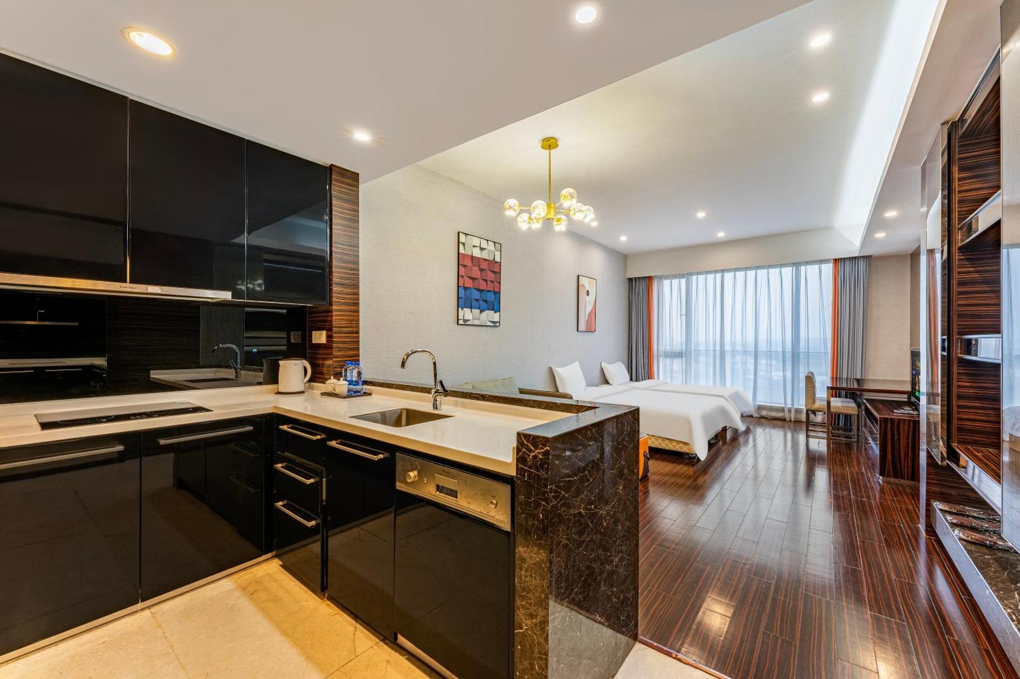 Estay Residence-Poly World Trade Center Гуанчжоу Экстерьер фото